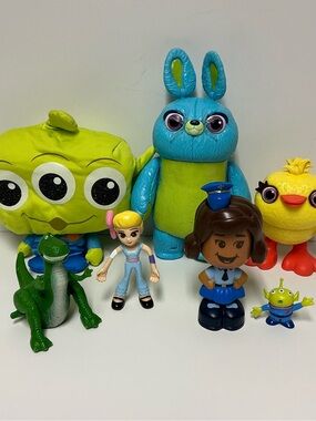 Toy Story Lot- Rex, Bo, Officer Giggles, Ducky, Bunny & Alien
